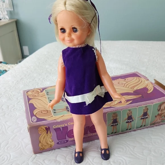 Vintage VELVET Doll - Picture 4 of 6